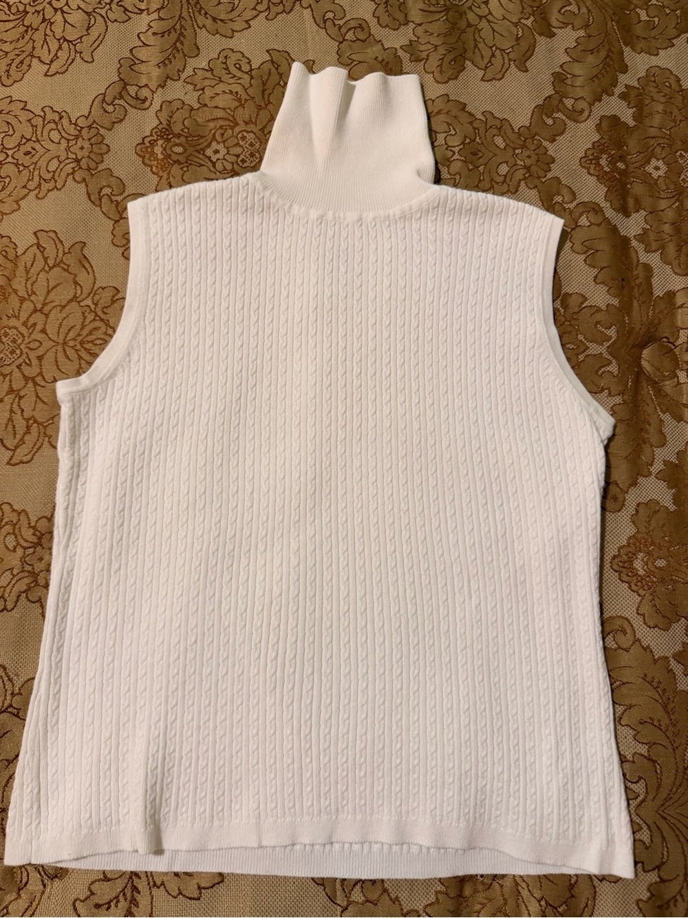 White Cable Knit Sleeveless Turtleneck Top, Women’s Size L - Picture 14 of 14